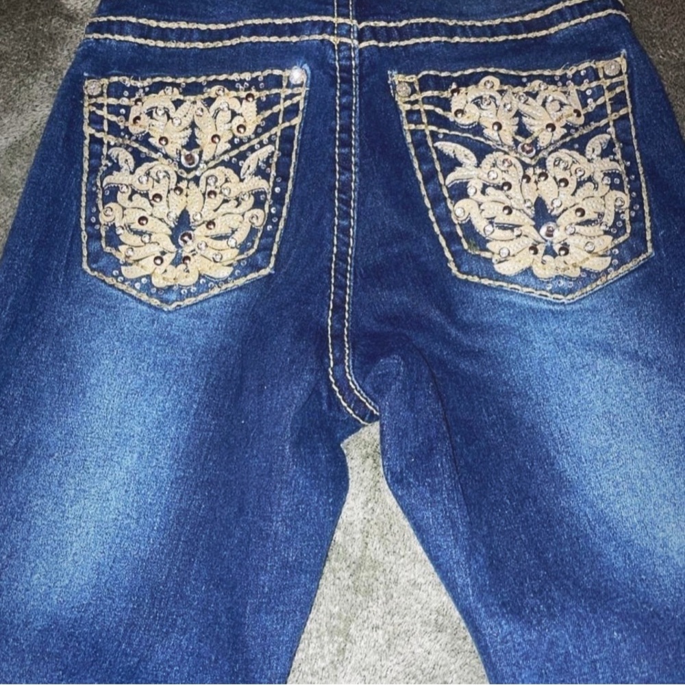 Angel Blue Jeans with Cream Embroidery